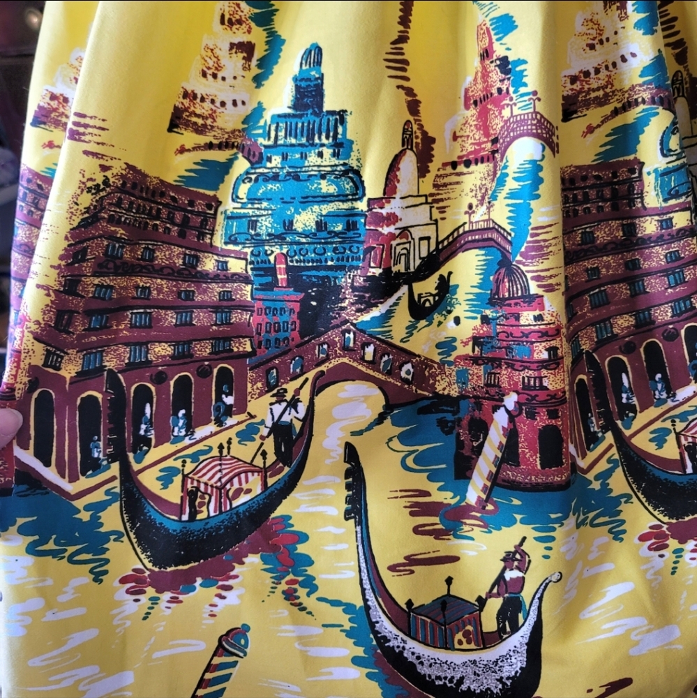PinUp Girl Yellow Couture 3X Retired Venice Print Jenny Pug Skirt - Picture 5 of 15